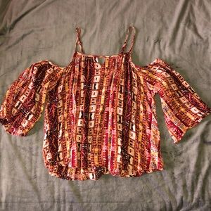 Cold shoulder swingy tribal boho top
